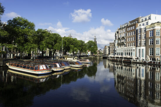 A still morning on the canals