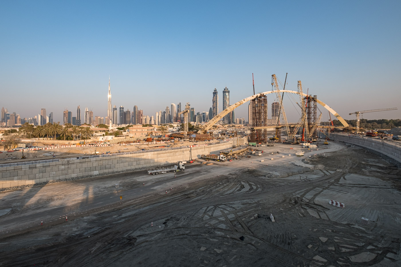 Dubai Canal 2016 Wide